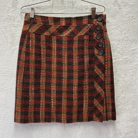 dressbarn Dresses & Skirts - Dressbarn Tweed Short Skirt Wool Blend Sz 8 Brown Plaid Buttons Equestrian Fall
